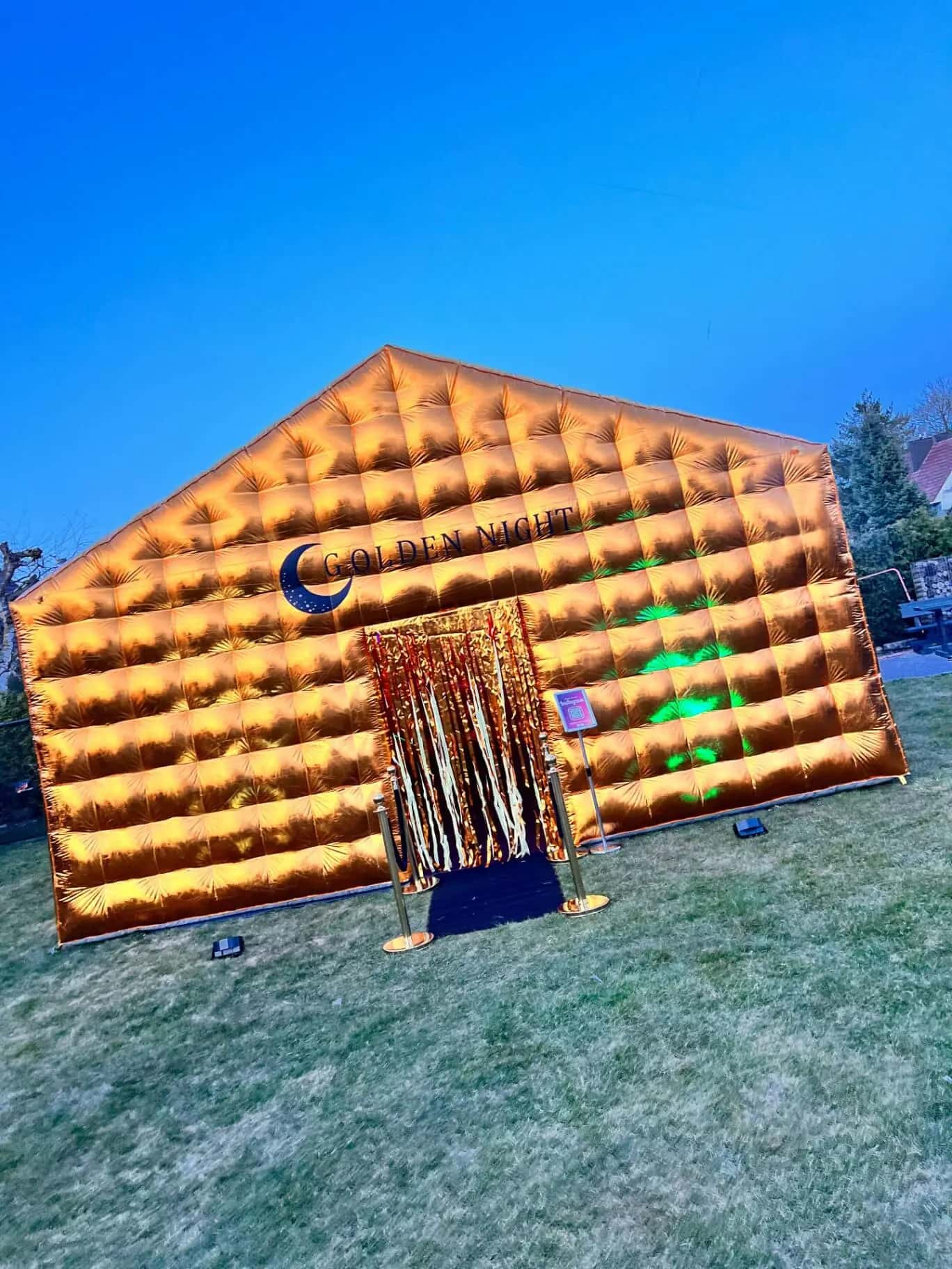 GOLDEN NIGHT - Bild 2